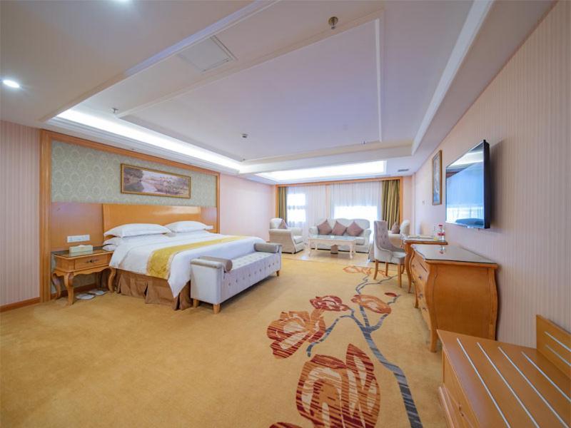 Vienna Hotel Guangzhou Baiyun Dongping Middle Road Eksteriør billede